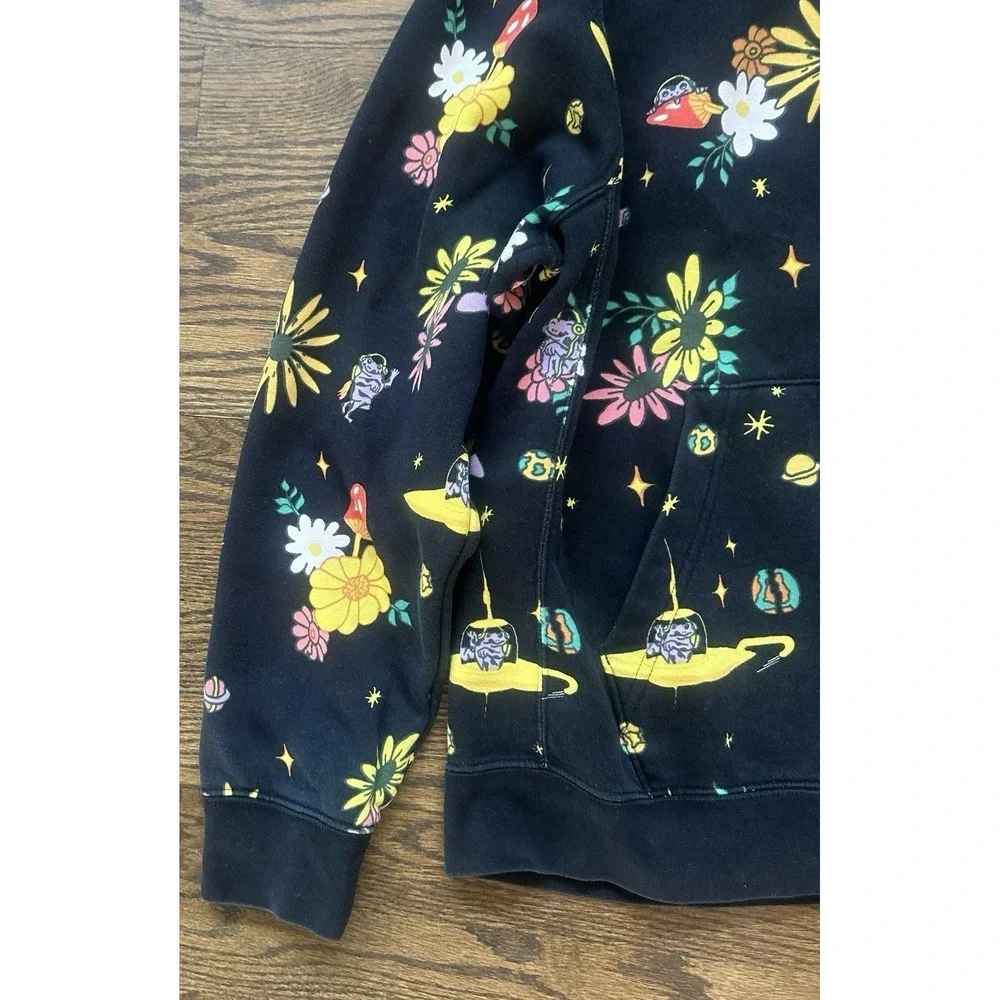 Nike Mens Sportswear Club Fleece Hoodie Trippy Toads Floral UFO Print Black L